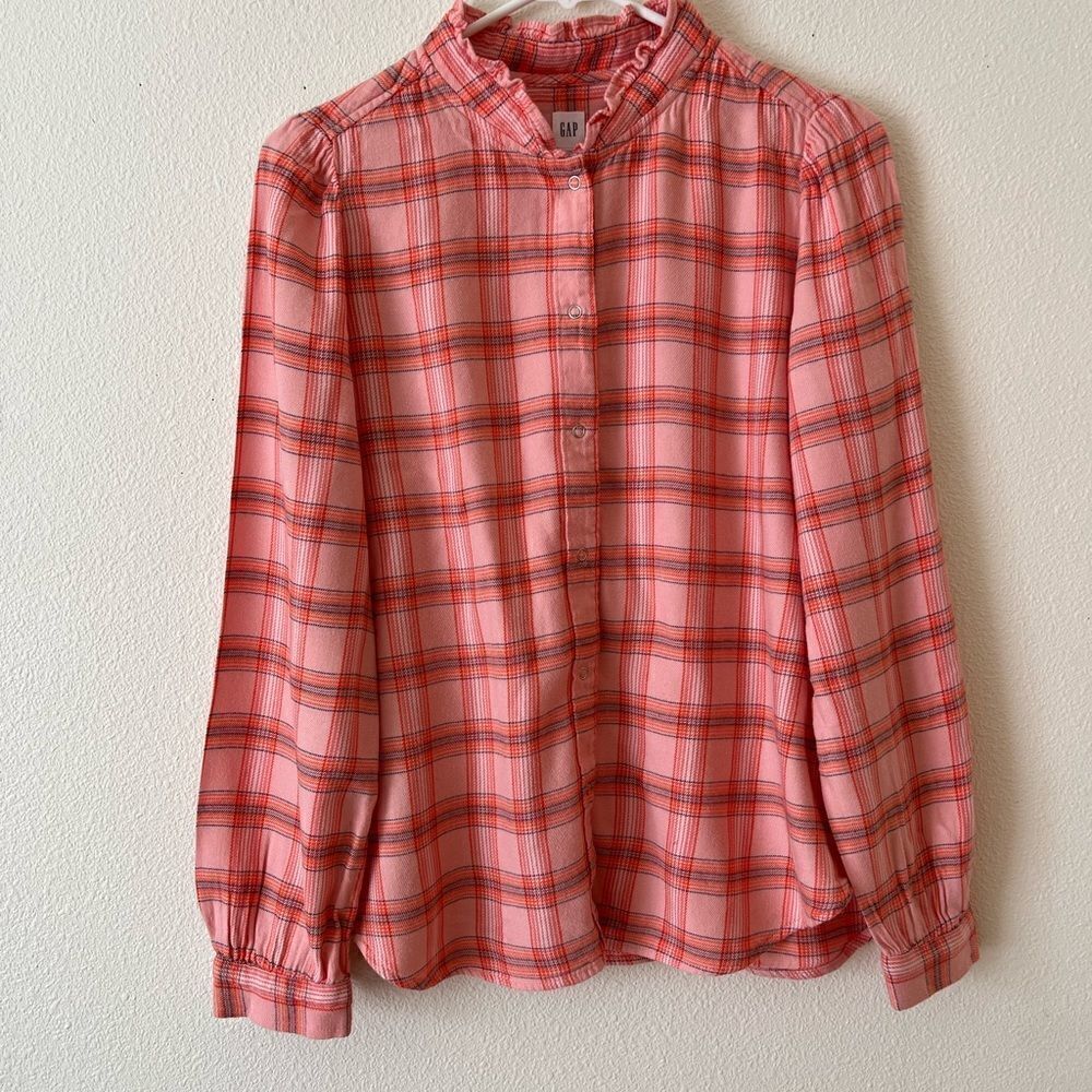 GAP Plaid Ruffle-Neck Blouse M - Picture 2 of 7
